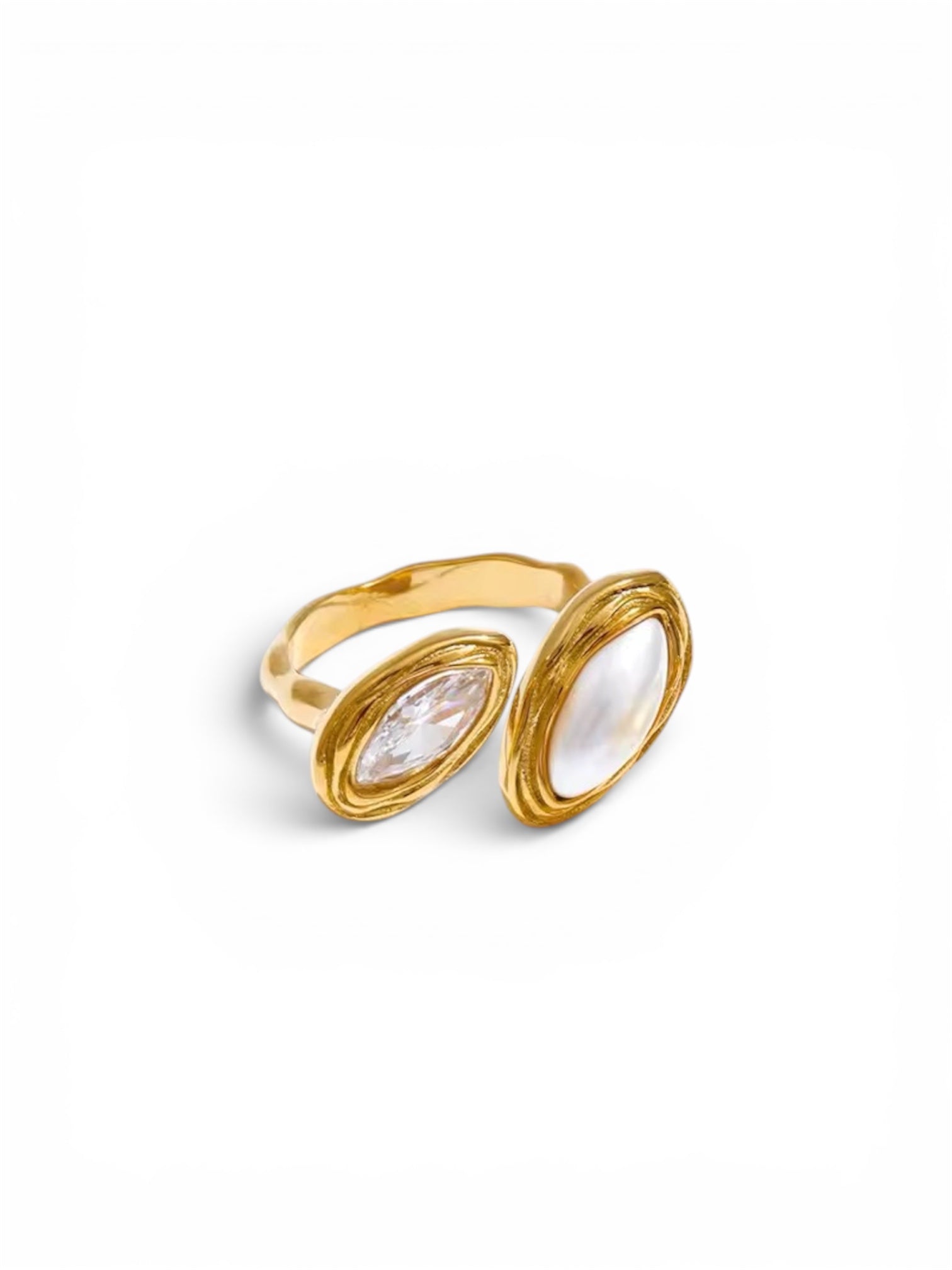 Divina Ring