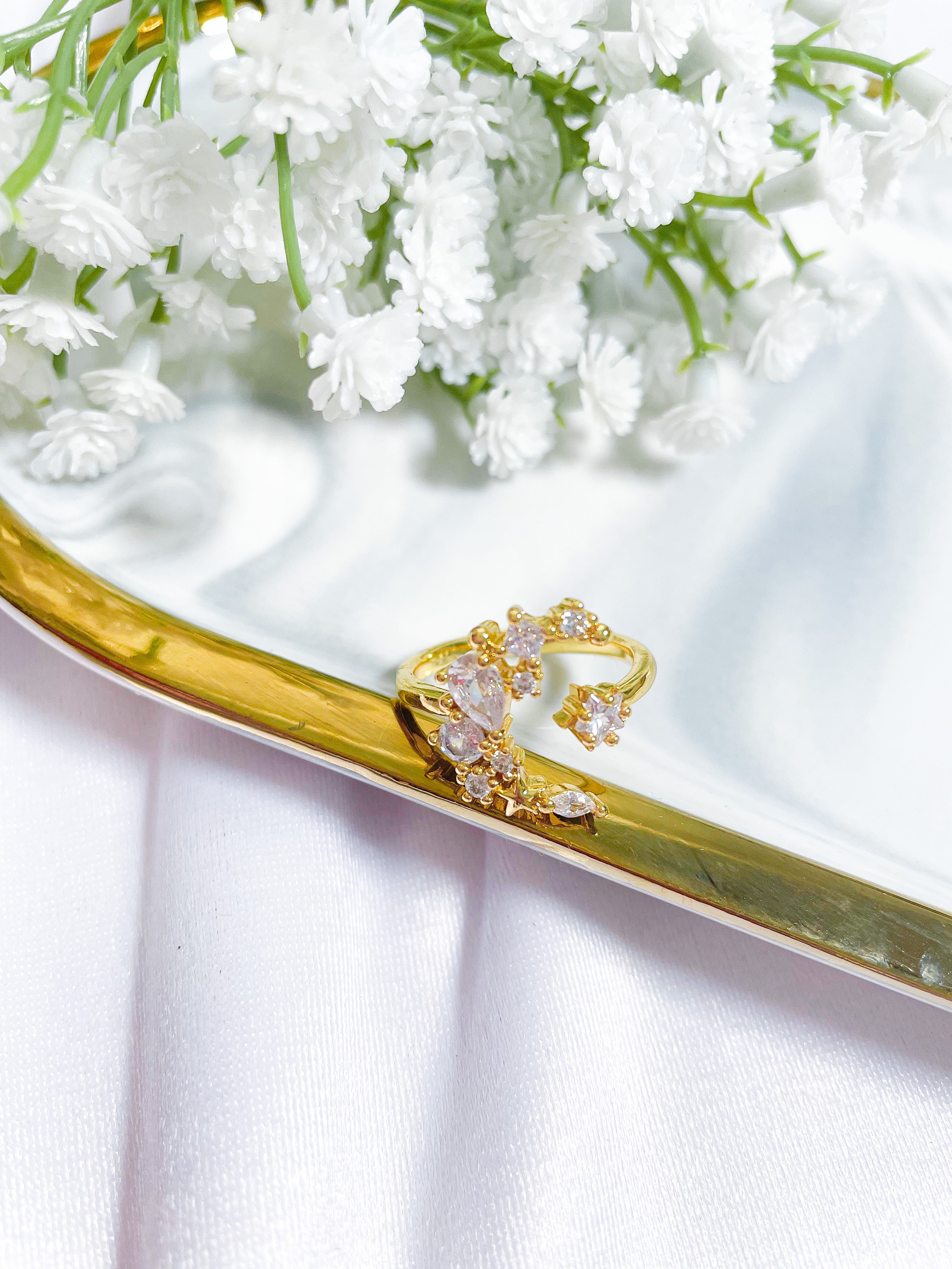 Lunar Ring